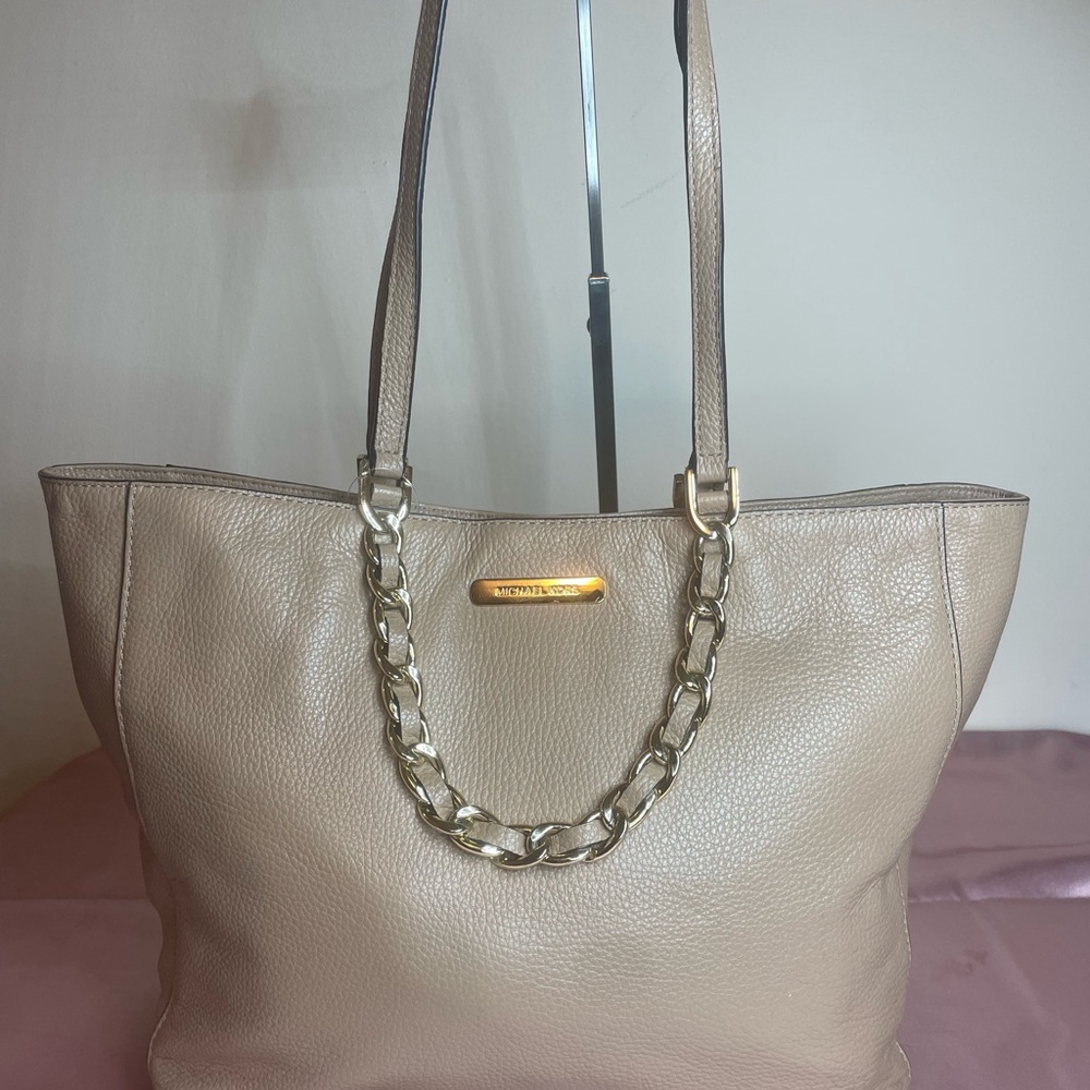 Authentic Michael Kors Harper East West Tote Bag Purse!!! #027NC